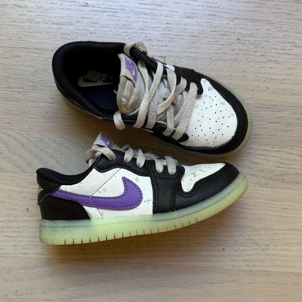 Nike Jordan 1 Low Shoes